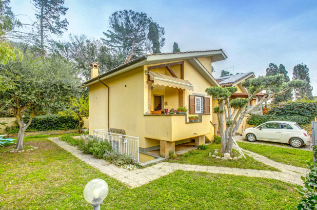 Villa singola in vendita a Roma