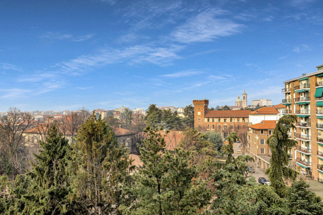 Appartamento in affitto a Rho