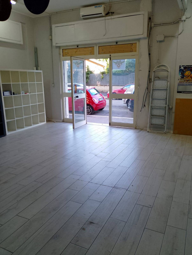 Attività Commerciale in affitto a Roma