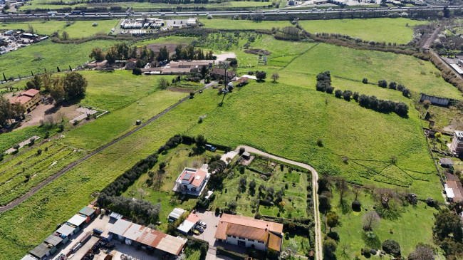 Terreno in vendita a Roma