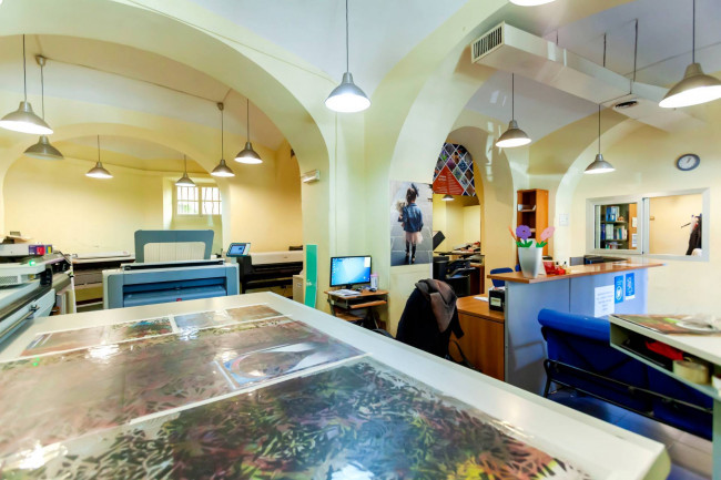 Locale Commerciale in vendita a Roma