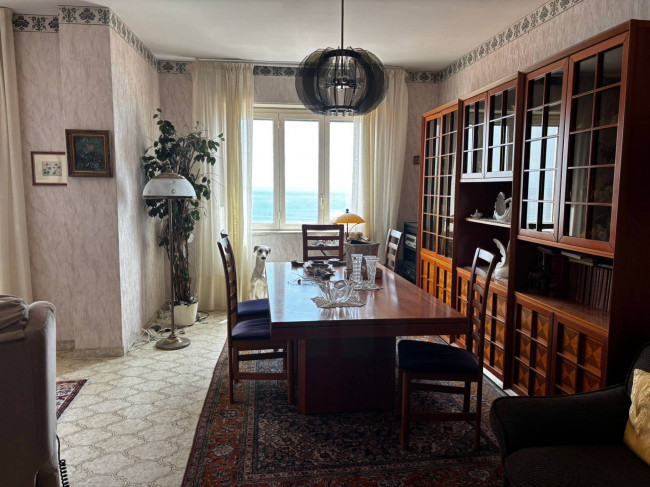 Appartamento in vendita a Giardini-Naxos