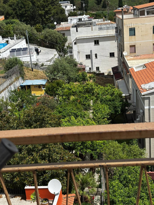 Appartamento in vendita a Giardini-Naxos