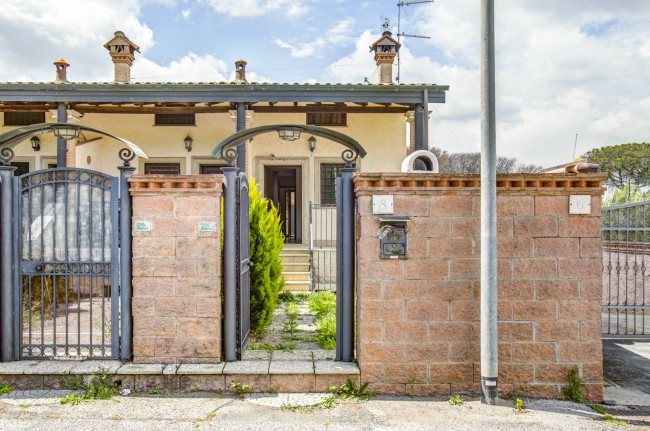 Villa a schiera in vendita a Roma