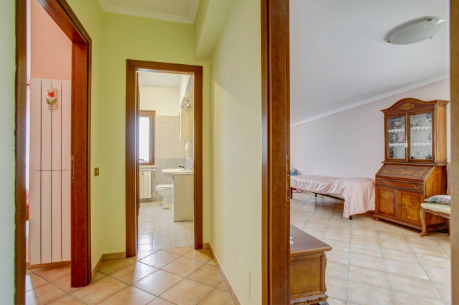Porzione di villa in vendita a Pomezia
