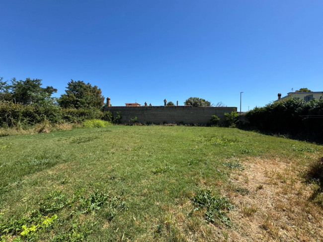 Terreno in vendita a Roma