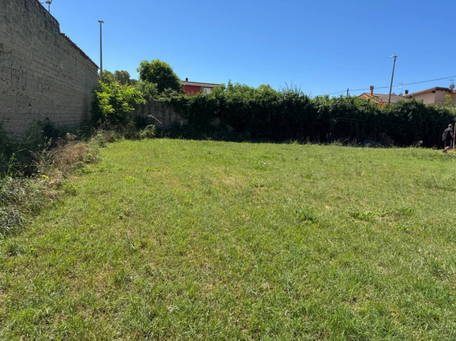 Terreno in vendita a Roma