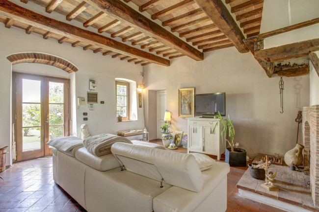 Cascina/Casale in vendita a Monsummano Terme