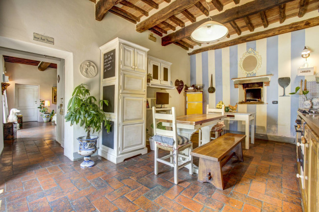 Cascina/Casale in vendita a Monsummano Terme