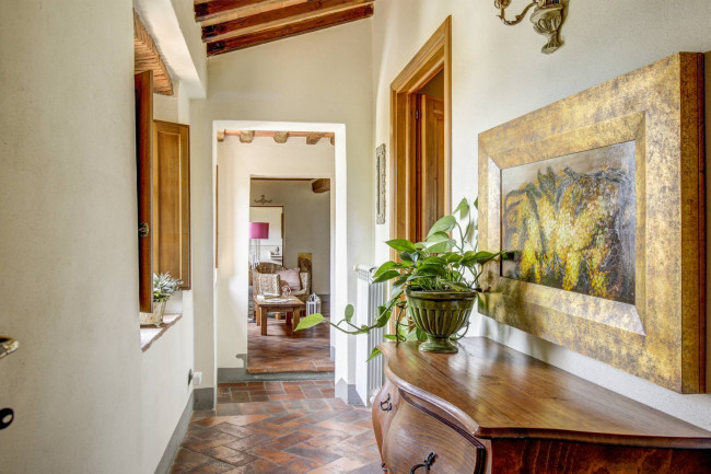 Cascina/Casale in vendita a Monsummano Terme