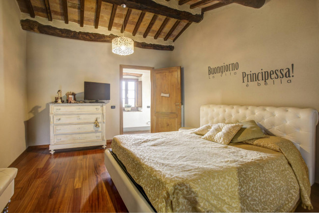 Cascina/Casale in vendita a Monsummano Terme