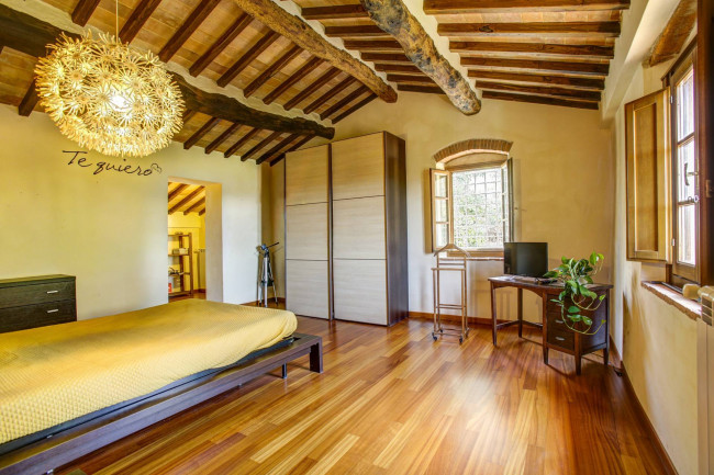 Cascina/Casale in vendita a Monsummano Terme