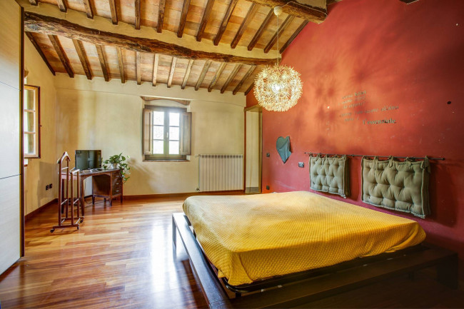 Cascina/Casale in vendita a Monsummano Terme