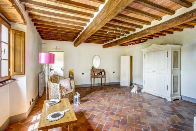 Cascina/Casale in vendita a Monsummano Terme