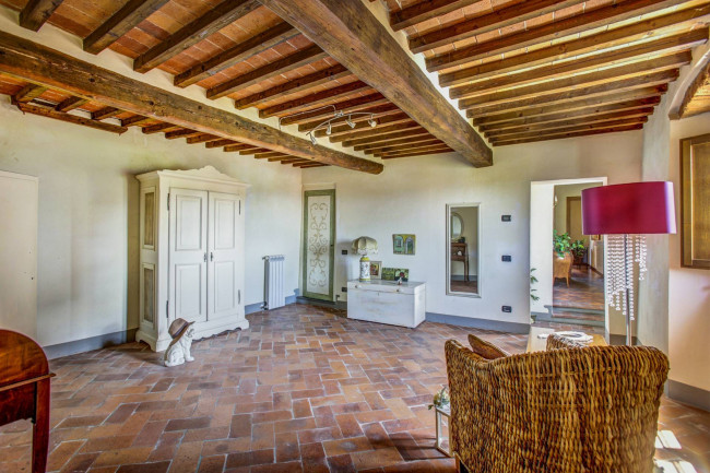 Cascina/Casale in vendita a Monsummano Terme