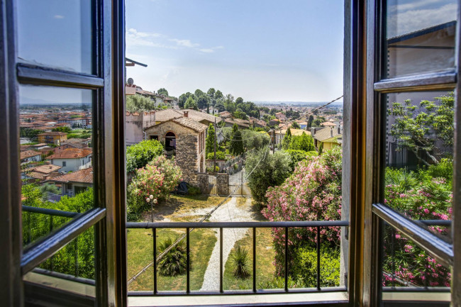 Cascina/Casale in vendita a Monsummano Terme