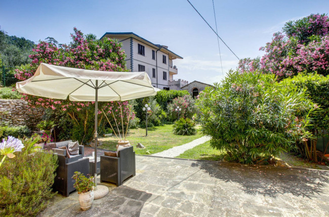 Cascina/Casale in vendita a Monsummano Terme
