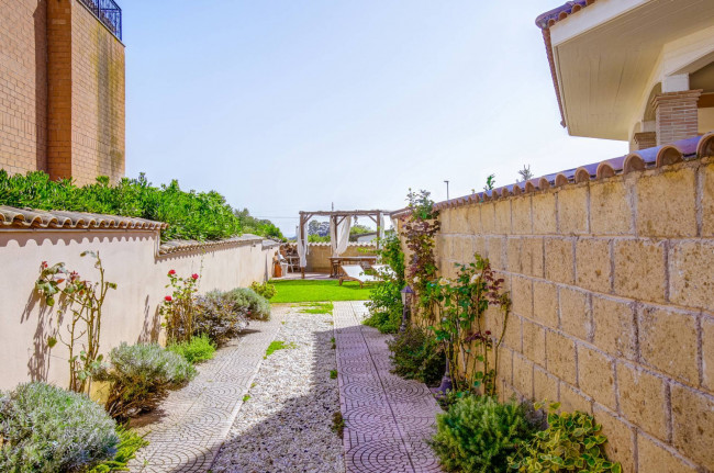 Villa o villino in vendita a Pomezia