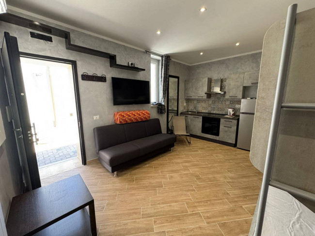 Magazzino in vendita a Fiumicino