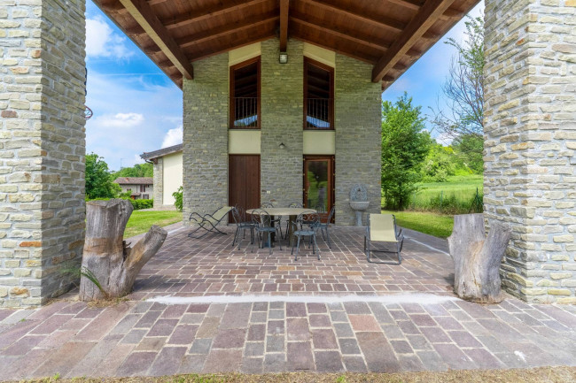 Villa singola in vendita a Val di Nizza