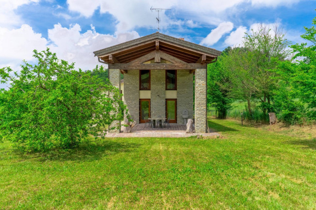 Villa singola in vendita a Val di Nizza