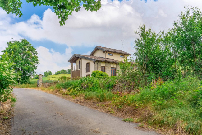 Villa singola in vendita a Val di Nizza