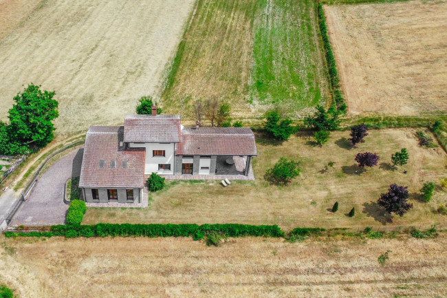 Villa singola in vendita a Val di Nizza