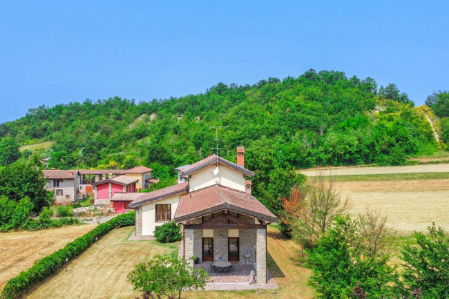 Villa singola in vendita a Val di Nizza