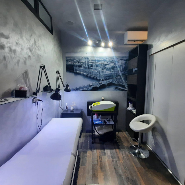 Locale Commerciale in vendita a Roma