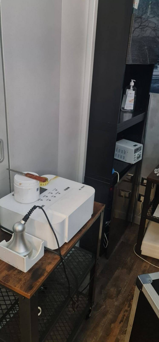 Locale Commerciale in vendita a Roma