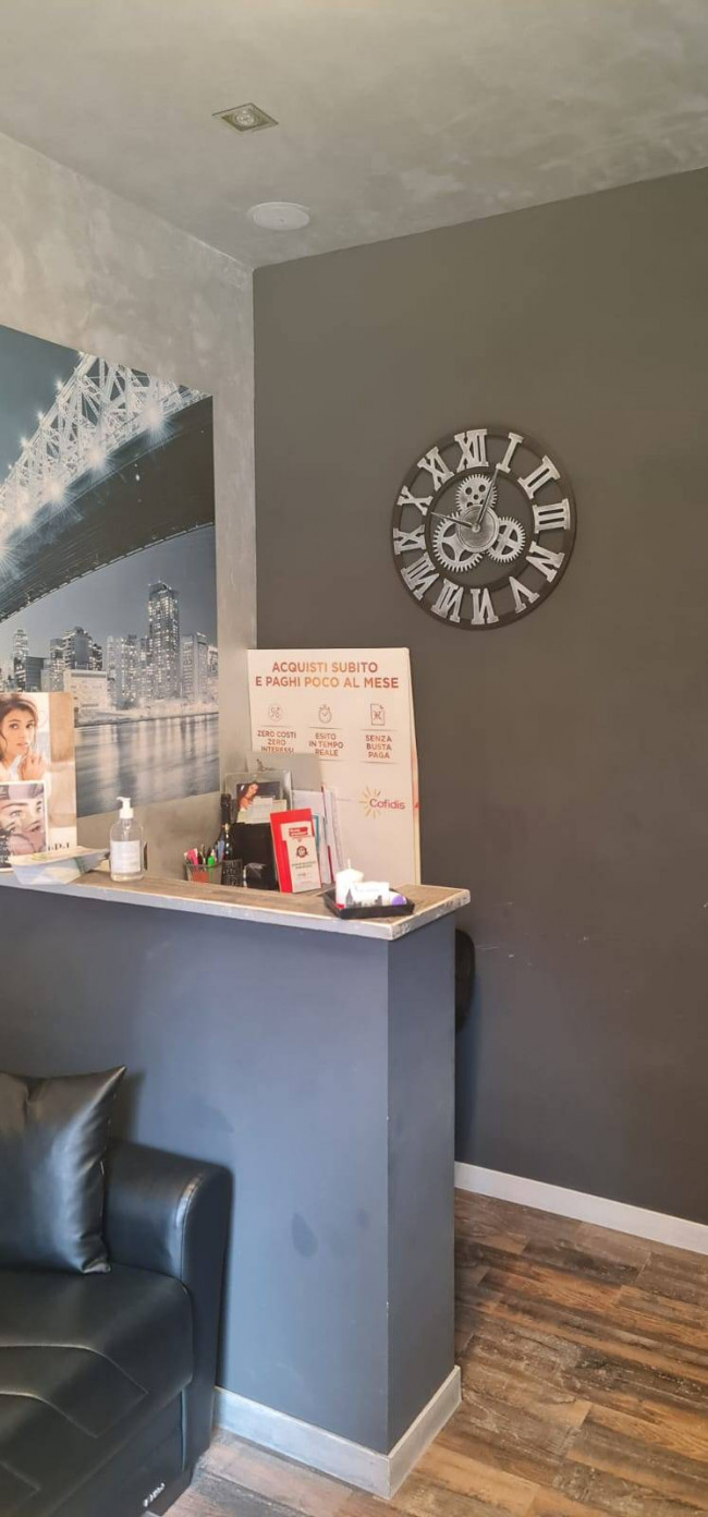 Locale Commerciale in vendita a Roma