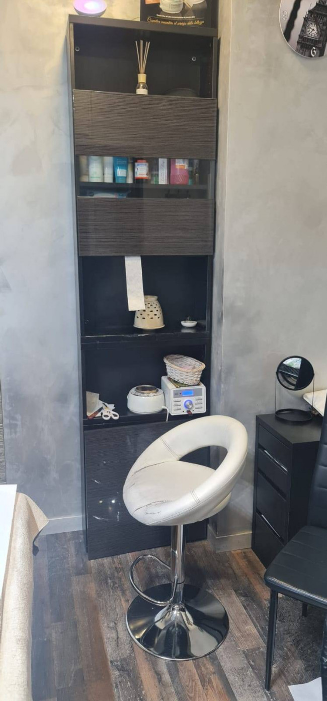 Locale Commerciale in vendita a Roma