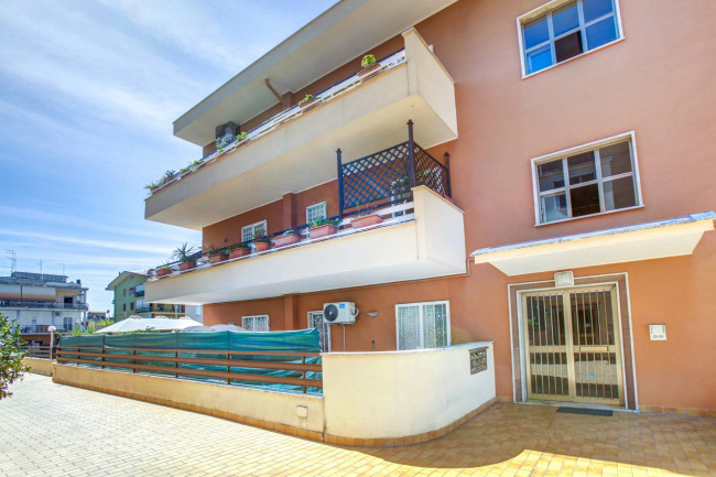 Appartamento in vendita a Ladispoli