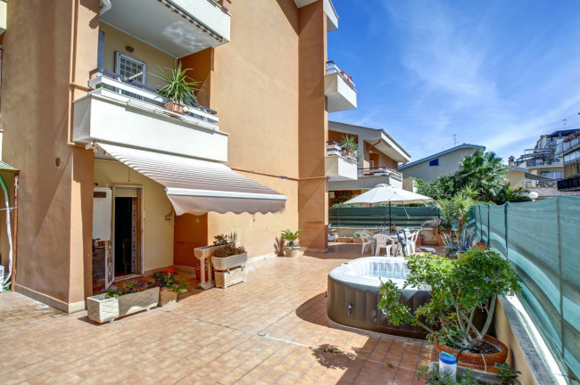 Appartamento in vendita a Ladispoli