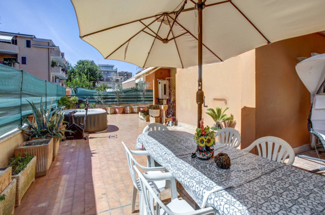 Appartamento in vendita a Ladispoli