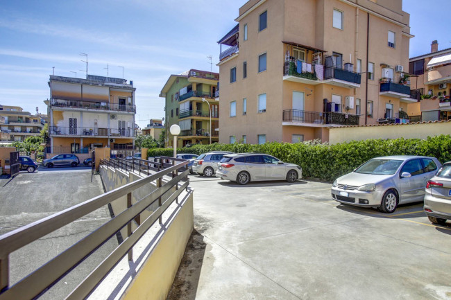 Appartamento in vendita a Ladispoli