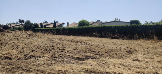 Terreno Edificabile in vendita a Roma
