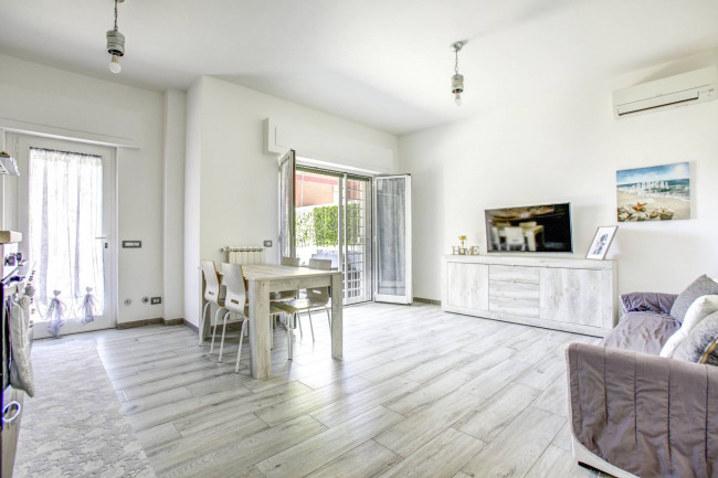 Appartamento in vendita a Pomezia