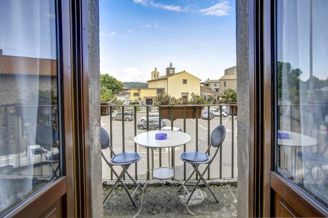 Casa Indipendente in vendita a Soriano nel Cimino