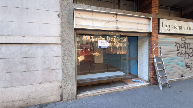 Locale Commerciale in affitto a Milano