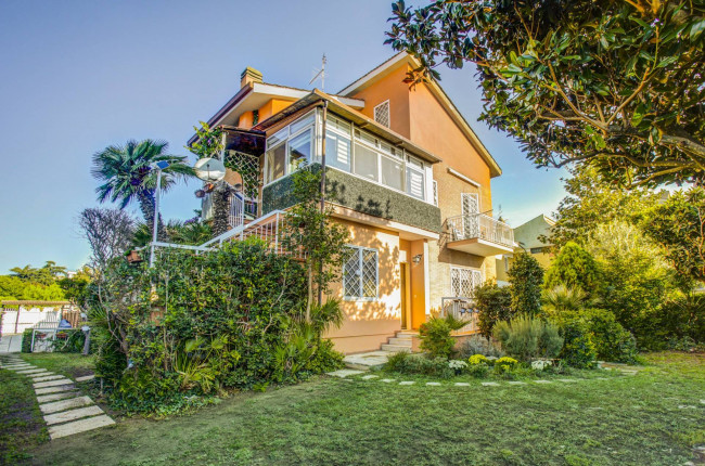 Villa a schiera in vendita a Roma