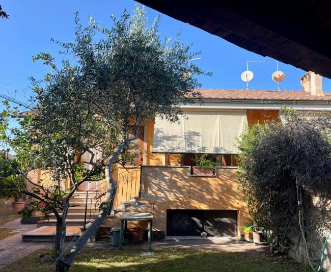 Villa a schiera in vendita a Roma