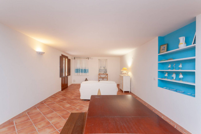 Villa bifamiliare in vendita a San Teodoro