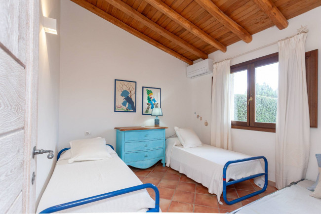 Villa bifamiliare in vendita a San Teodoro