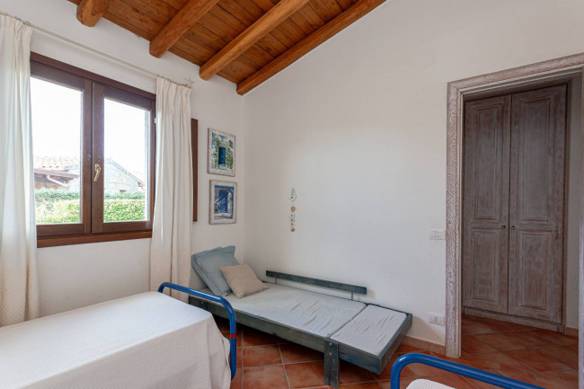 Villa bifamiliare in vendita a San Teodoro