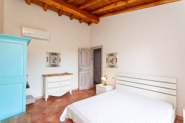 Villa bifamiliare in vendita a San Teodoro