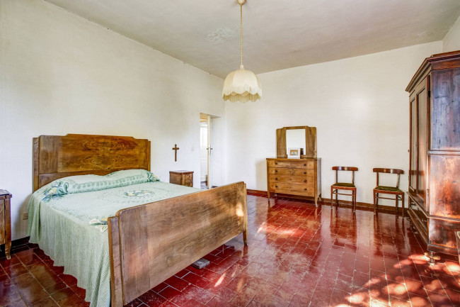 Cascina/Casale in vendita a Pomezia