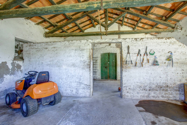 Cascina/Casale in vendita a Pomezia