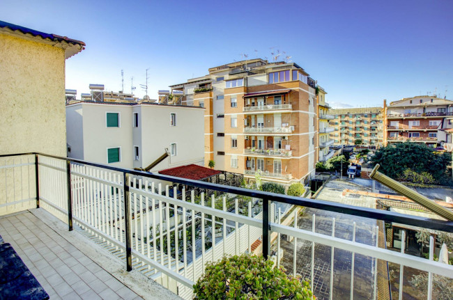 Appartamento in affitto a Pomezia