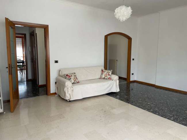 Appartamento in affitto a Pomezia